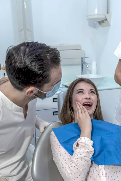 Best Weekend Emergency Dentist in East Porterville, CA